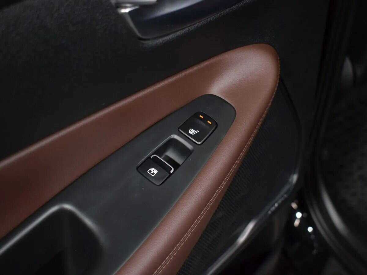 Hyundai Santa Fe с пробегом — 2019 год. Фото: #29