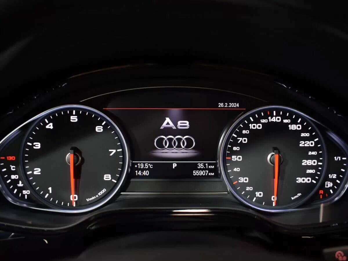 Audi A8 с пробегом — 2015 год. Фото: #15