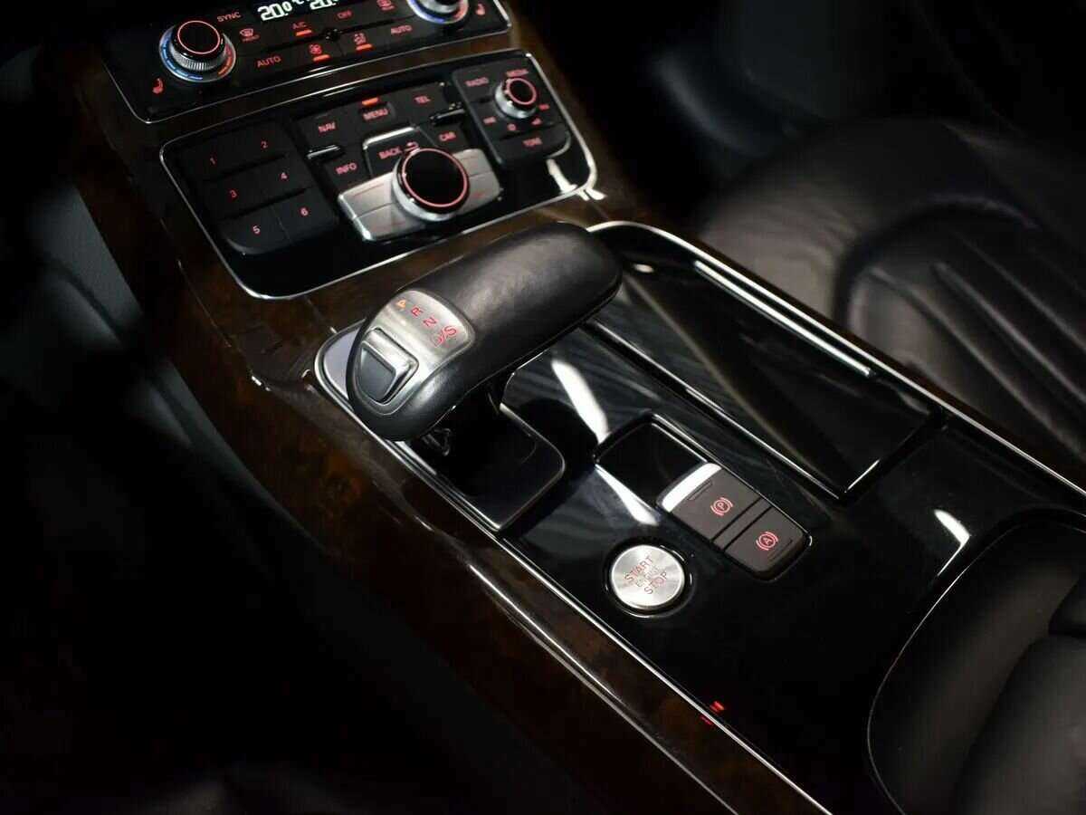 Audi A8 с пробегом — 2015 год. Фото: #20