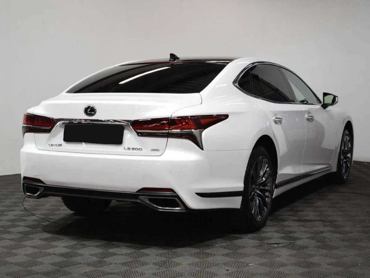 Lexus LS с пробегом — 2018 год. Фото: #3