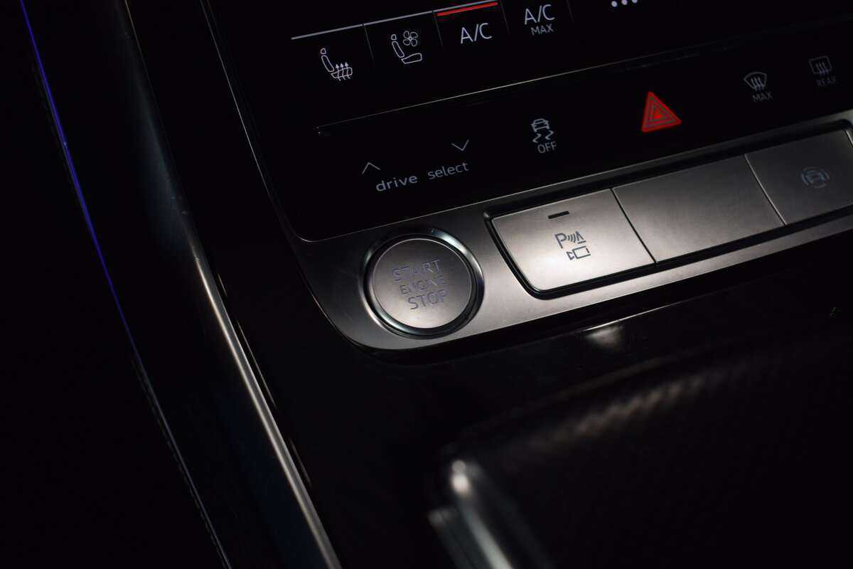 Audi Q8 с пробегом — 2019 год. Фото: #28