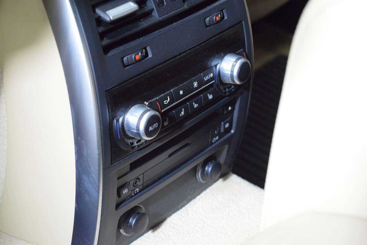 BMW 5 серии с пробегом — 2011 год. Фото: #18