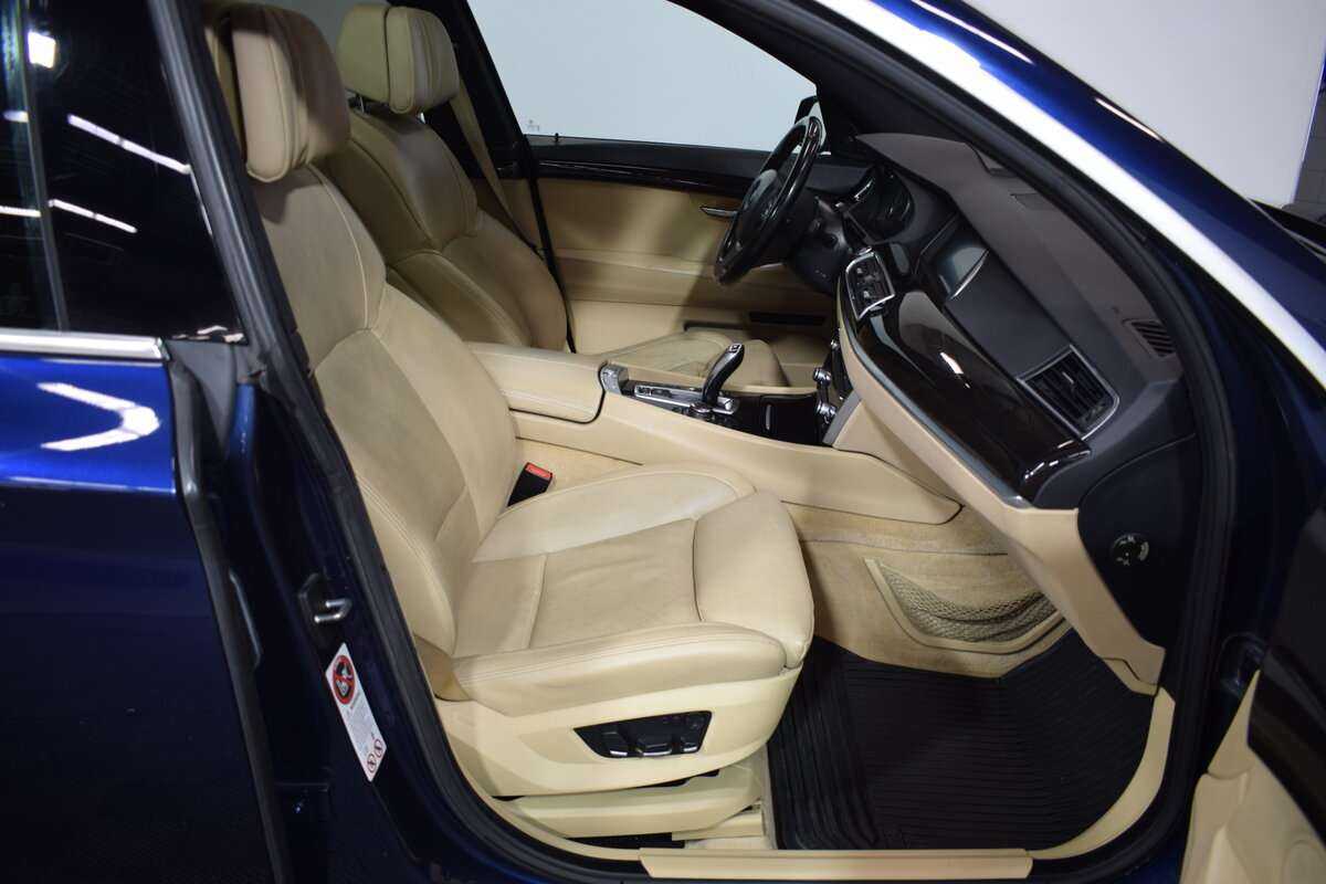 BMW 5 серии с пробегом — 2011 год. Фото: #19