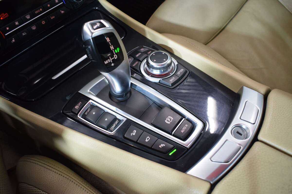 BMW 5 серии с пробегом — 2011 год. Фото: #25