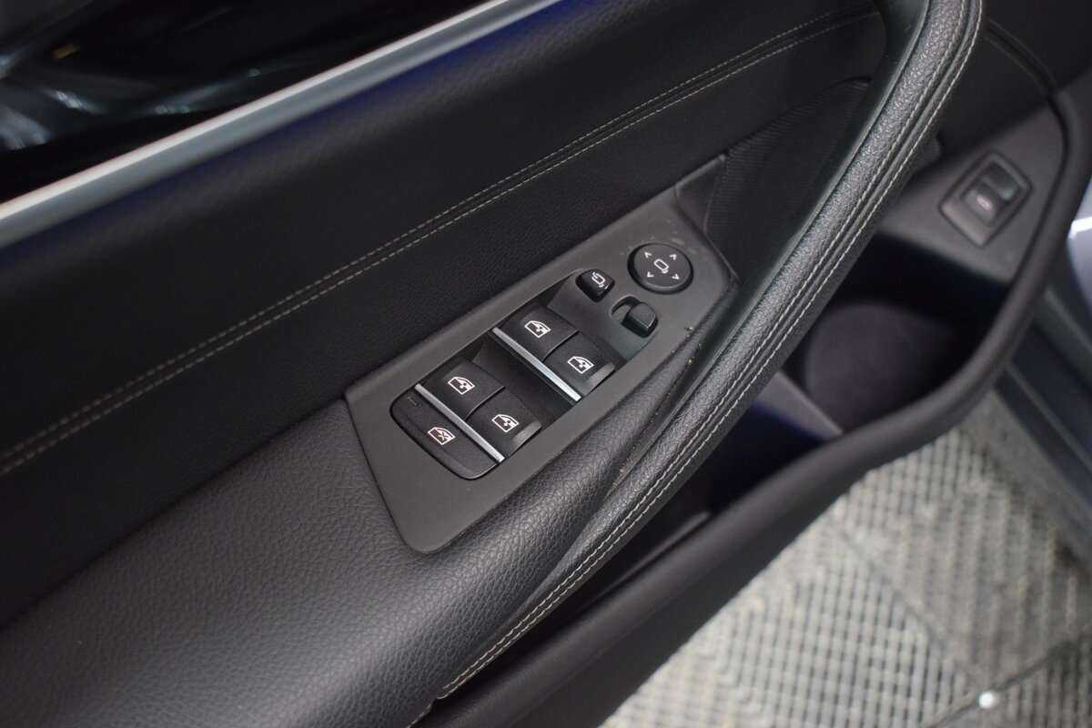 BMW 5 серии с пробегом — 2019 год. Фото: #16