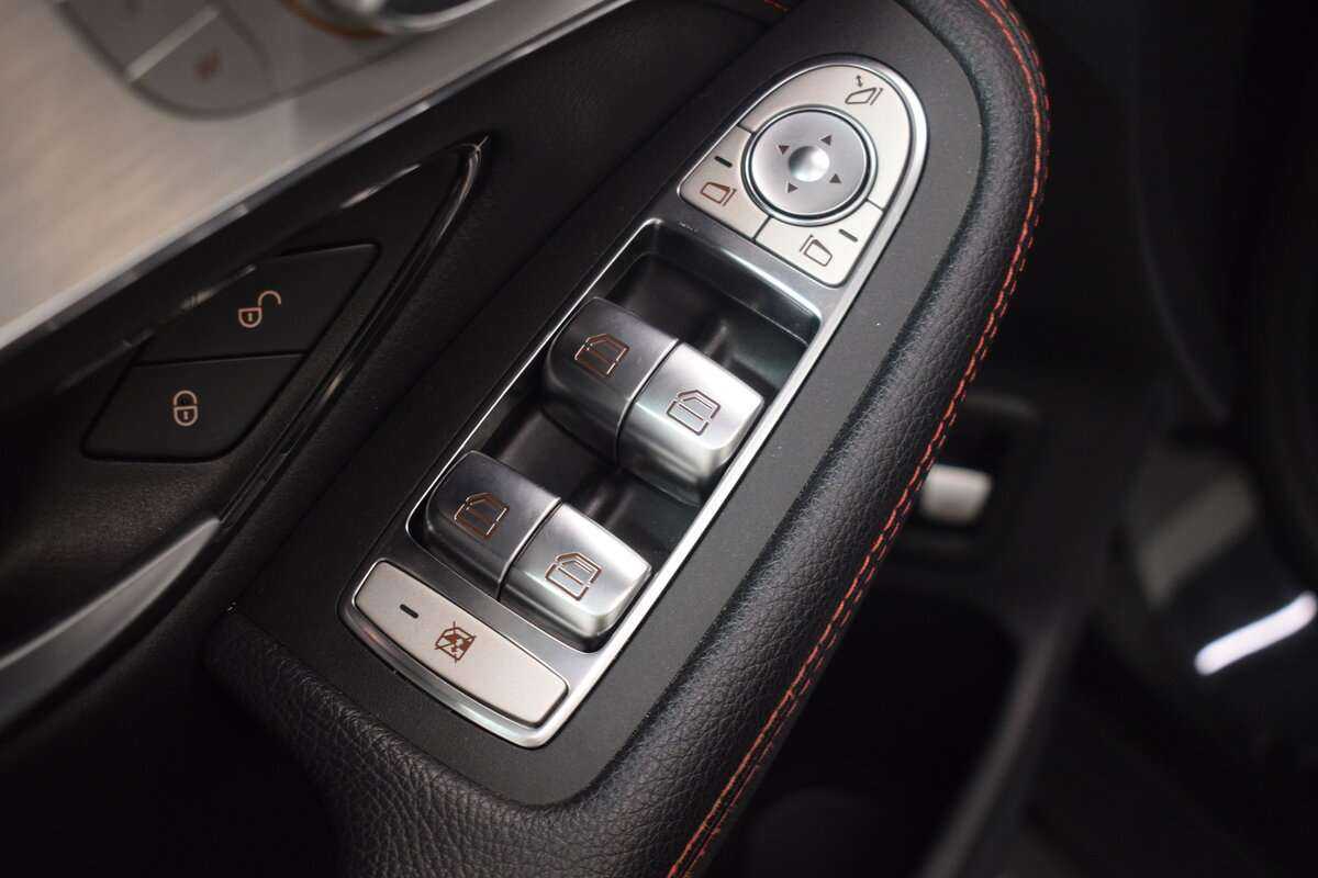 Mercedes-Benz GLC Coupe AMG с пробегом — 2020 год. Фото: #7