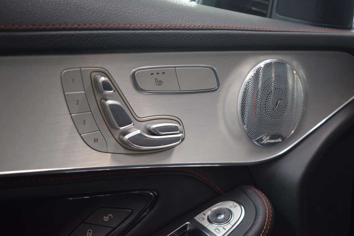 Mercedes-Benz GLC Coupe AMG с пробегом — 2020 год. Фото: #8