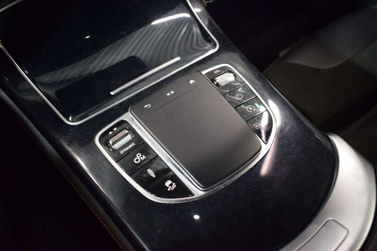 Mercedes-Benz GLC Coupe AMG с пробегом — 2020 год. Фото: #19