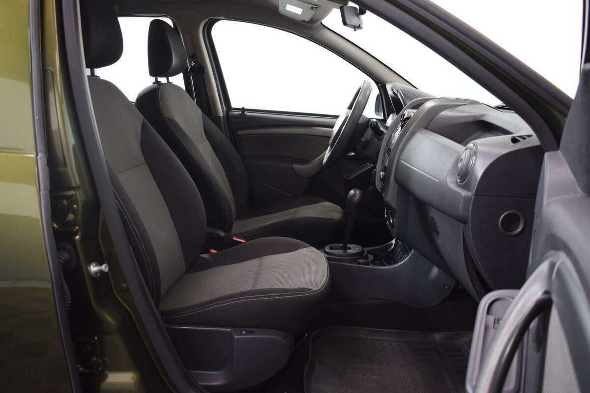 Renault Duster с пробегом — 2015 год. Фото: #9