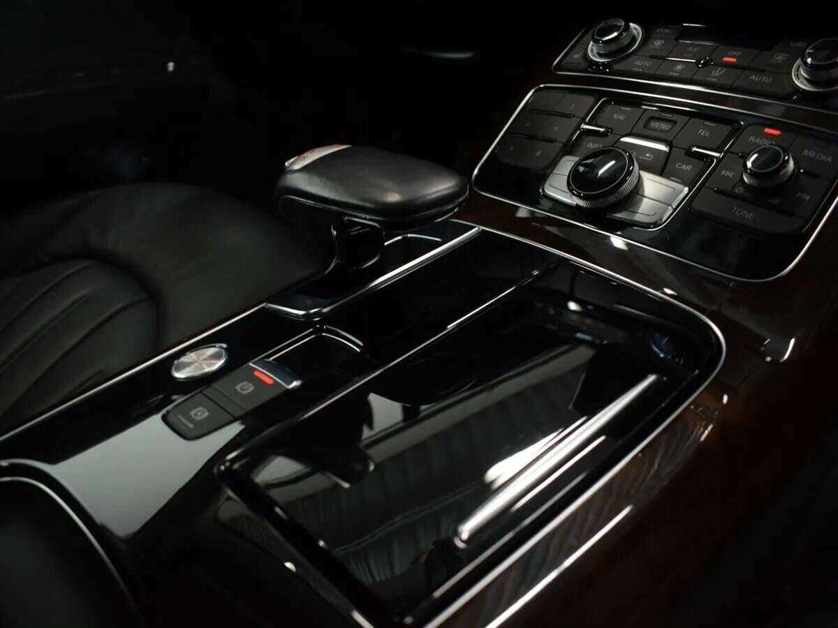 Audi A8 с пробегом — 2015 год. Фото: #16