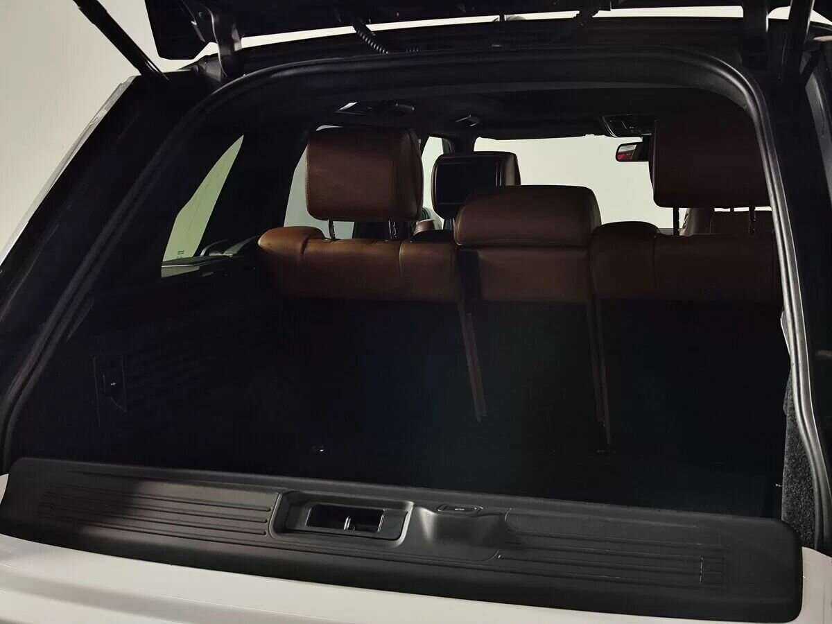 Land Rover Range Rover с пробегом — 2015 год. Фото: #5