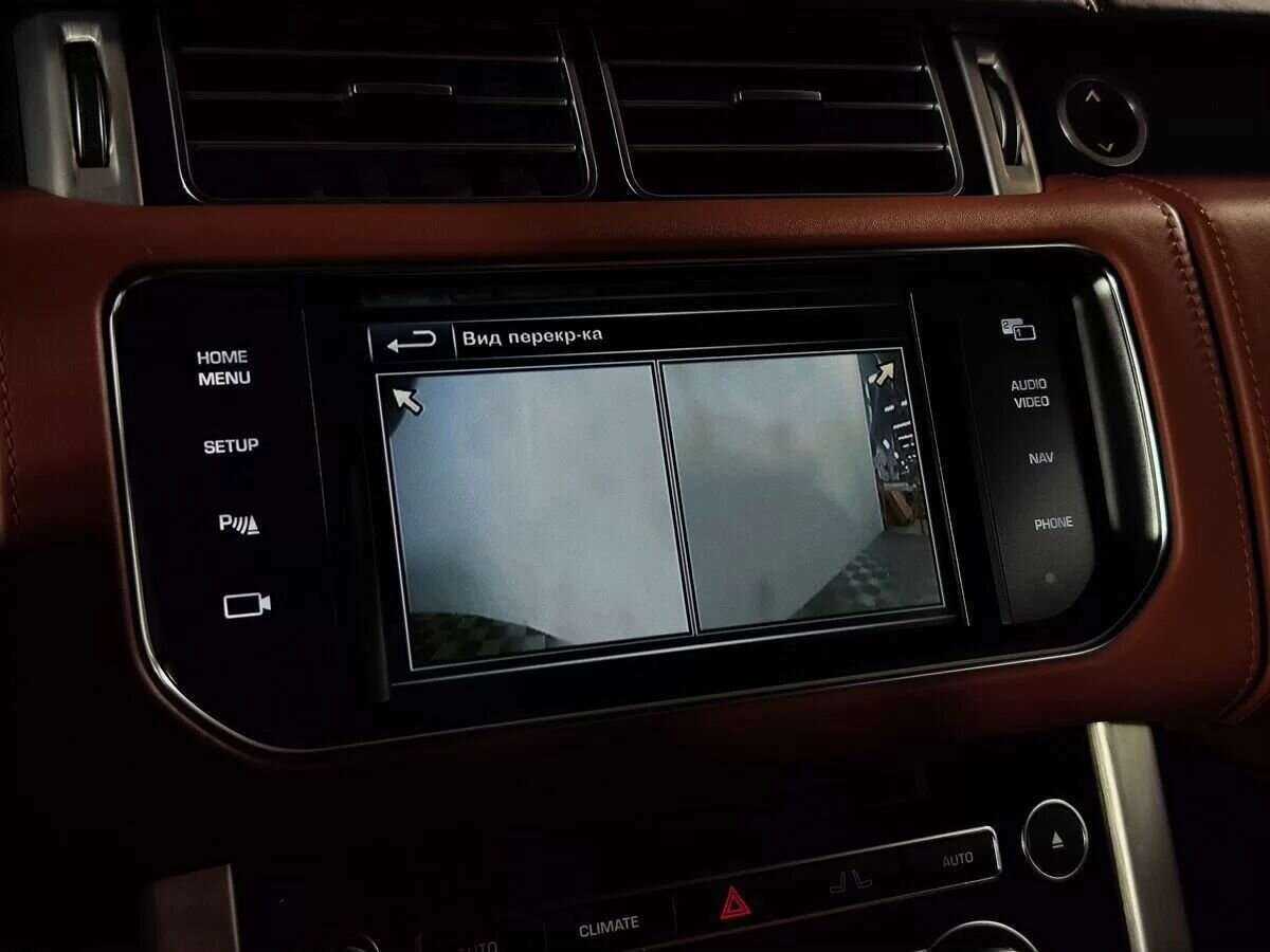 Land Rover Range Rover с пробегом — 2015 год. Фото: #21