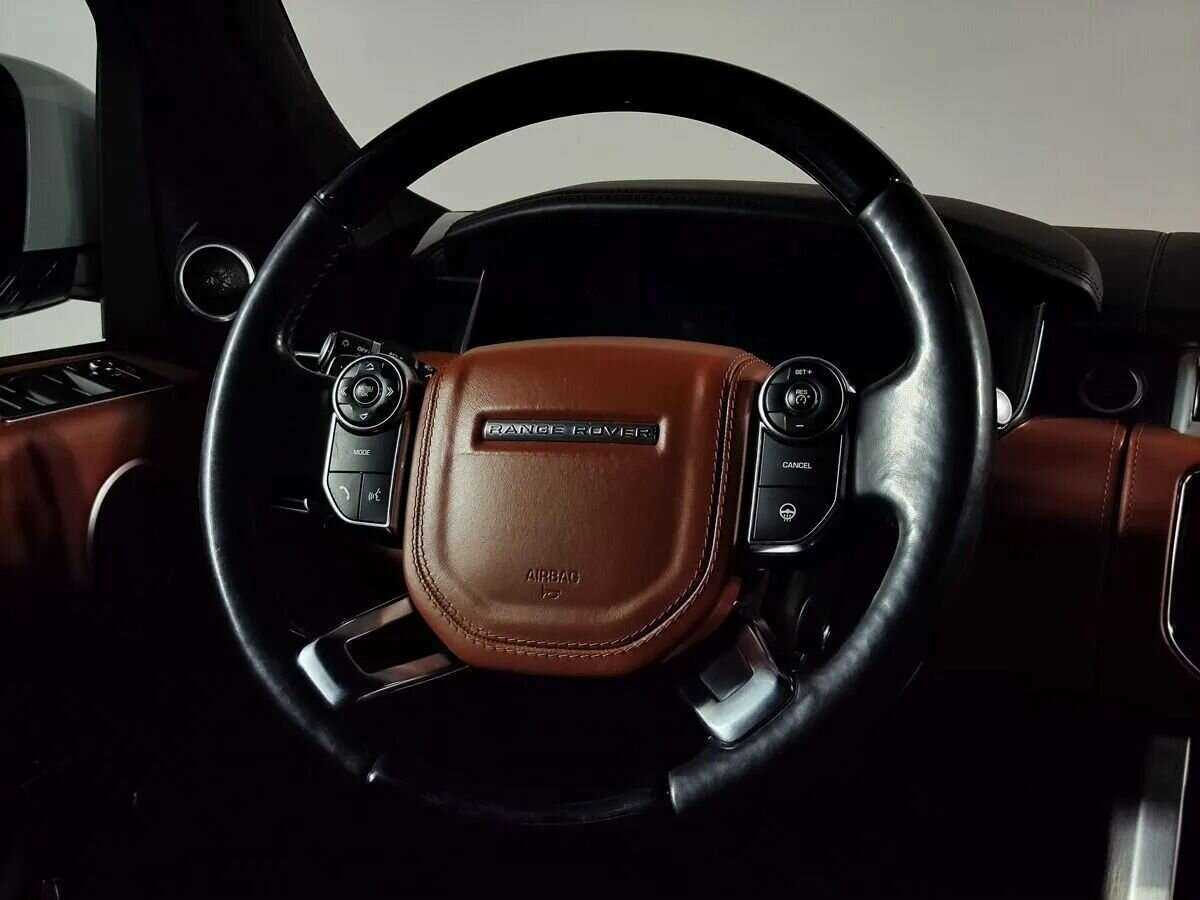 Land Rover Range Rover с пробегом — 2015 год. Фото: #28