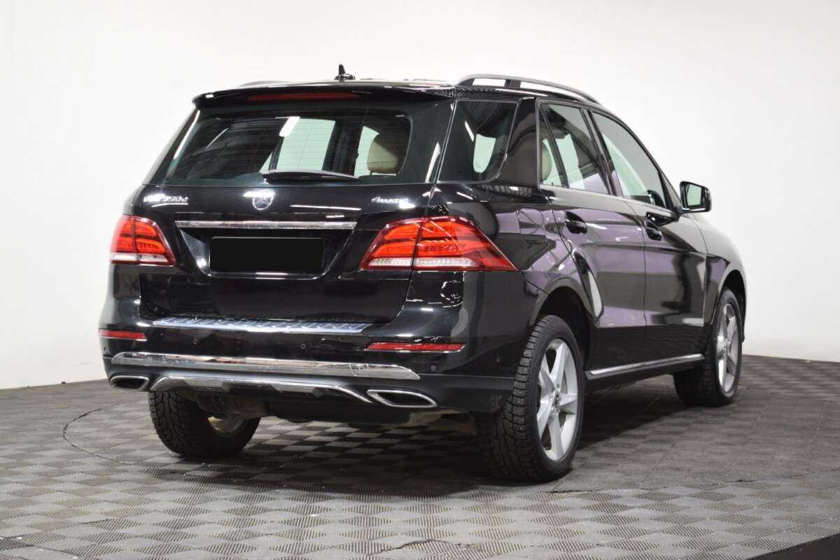 Mercedes-Benz GLE с пробегом — 2018 год. Фото: #3