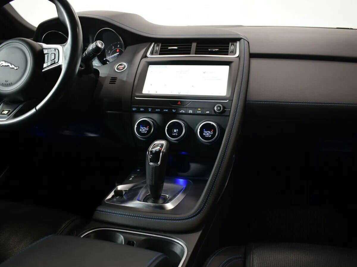 Jaguar E-Pace с пробегом — 2020 год. Фото: #7