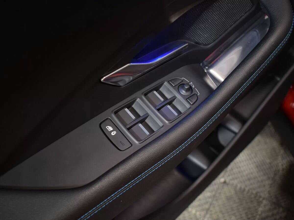 Jaguar E-Pace с пробегом — 2020 год. Фото: #9