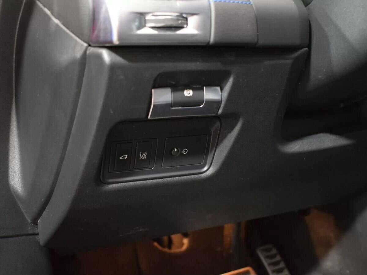 Jaguar E-Pace с пробегом — 2020 год. Фото: #10