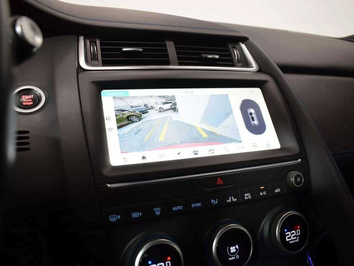 Jaguar E-Pace с пробегом — 2020 год. Фото: #15