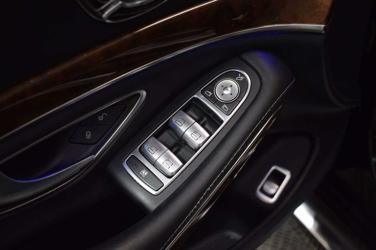 Mercedes-Benz S-Класс AMG с пробегом — 2014 год. Фото: #18