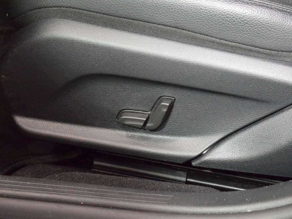 Mercedes-Benz E-Класс с пробегом — 2019 год. Фото: #9