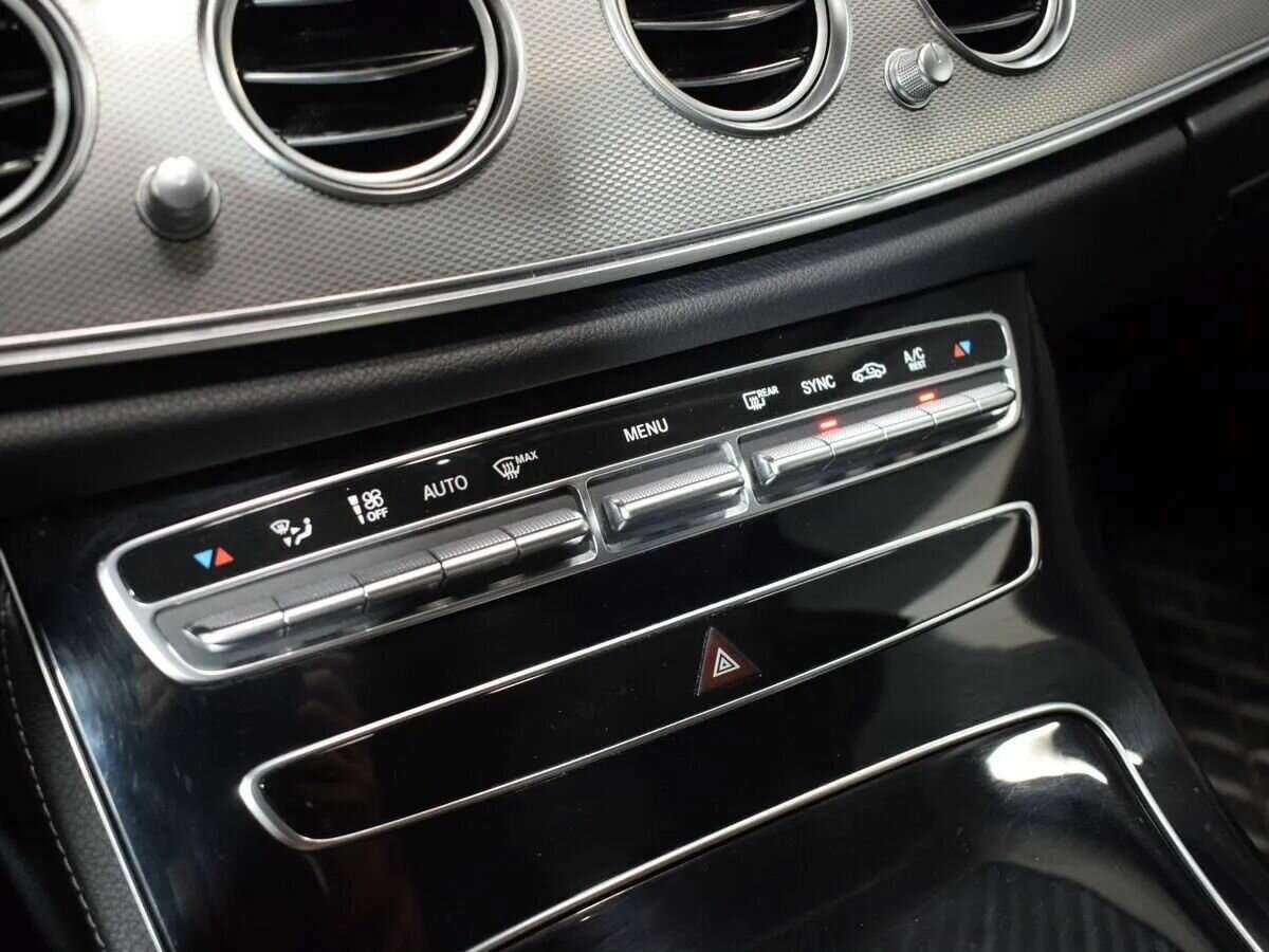 Mercedes-Benz E-Класс с пробегом — 2019 год. Фото: #19