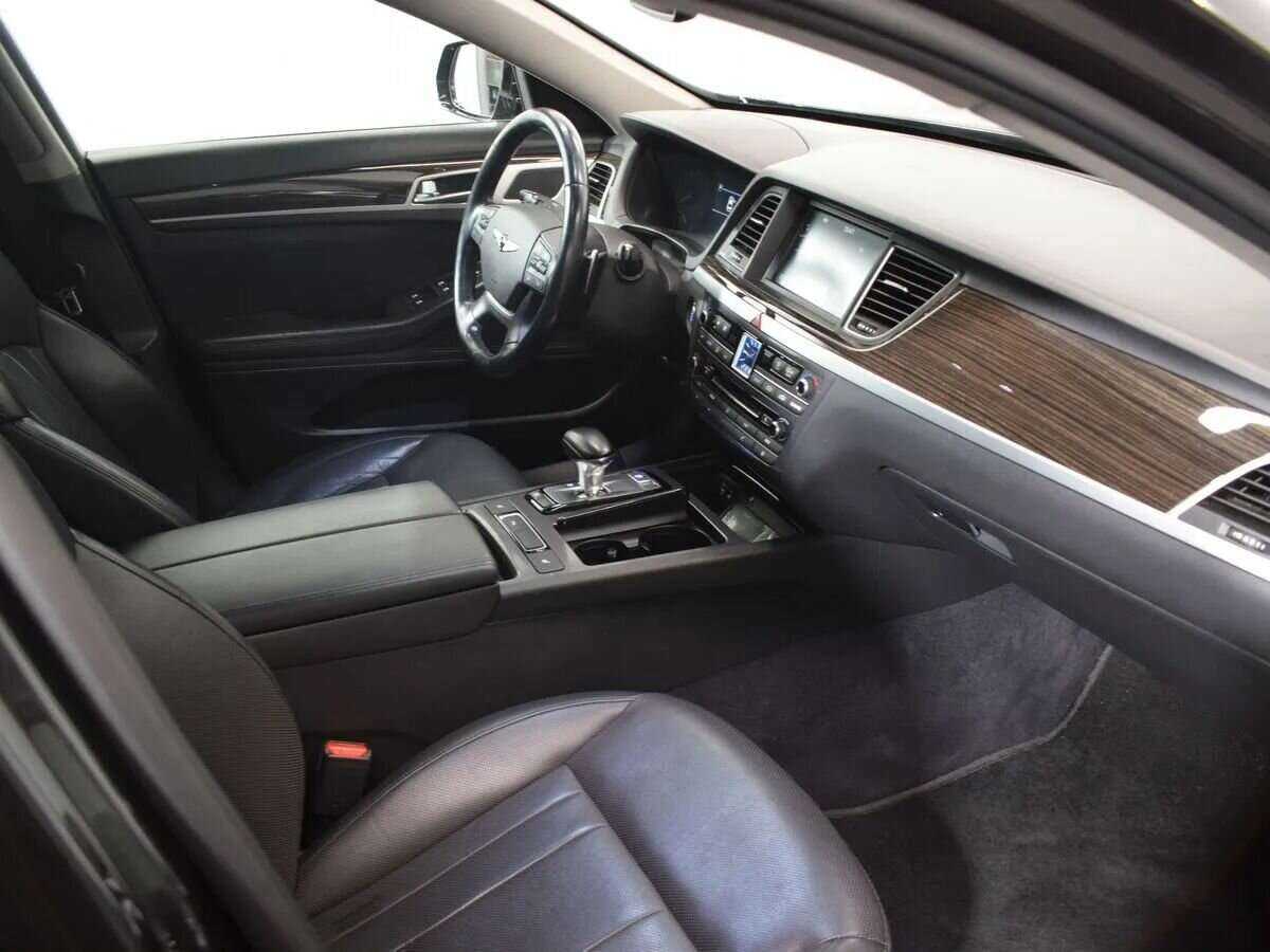Genesis G80 с пробегом — 2019 год. Фото: #6
