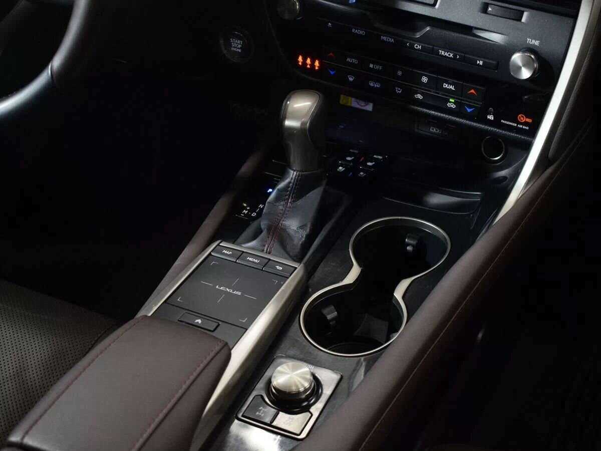 Lexus RX с пробегом — 2020 год. Фото: #20