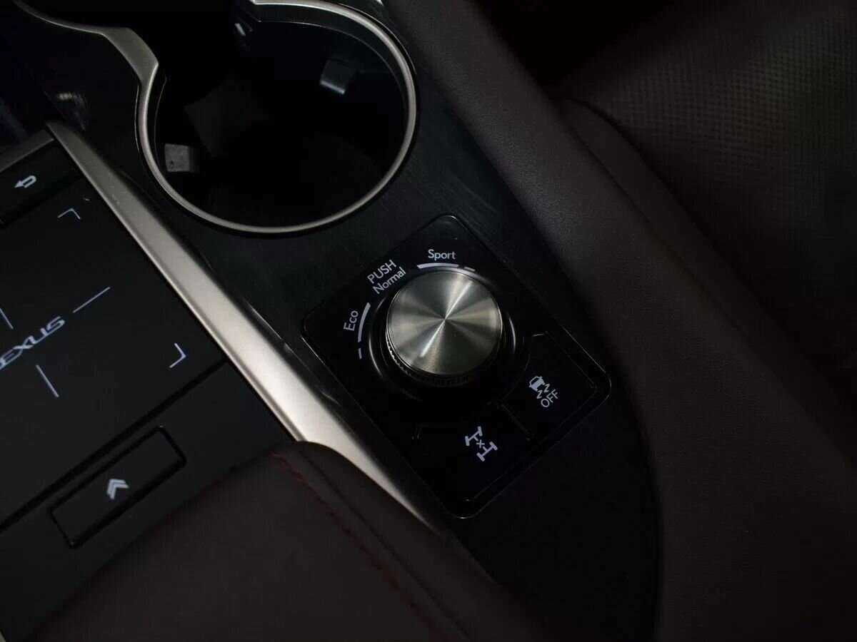 Lexus RX с пробегом — 2020 год. Фото: #26