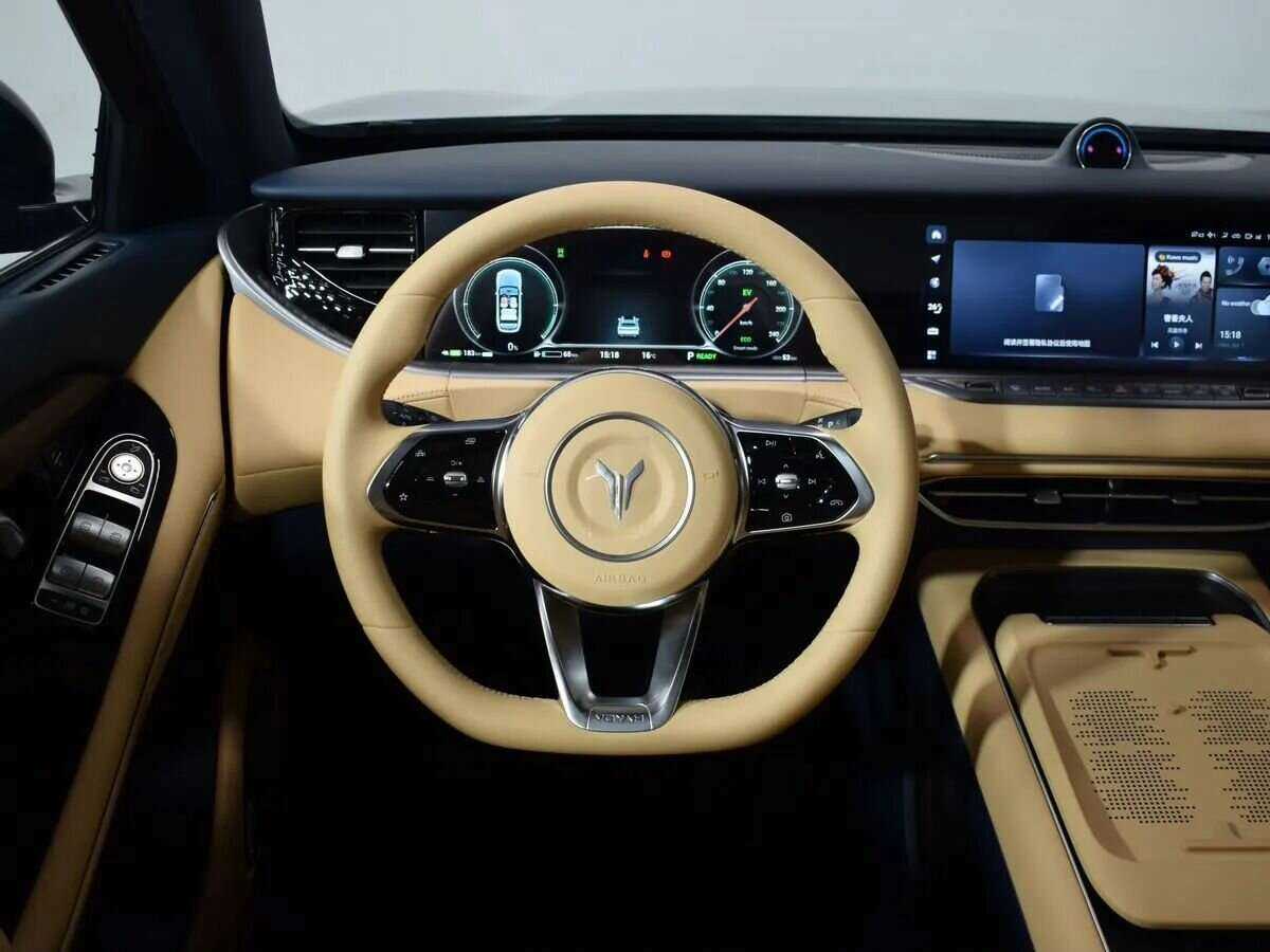 Voyah Free с пробегом — 2023 год. Фото: #6