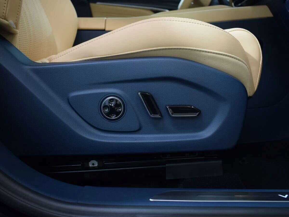 Voyah Free с пробегом — 2023 год. Фото: #15