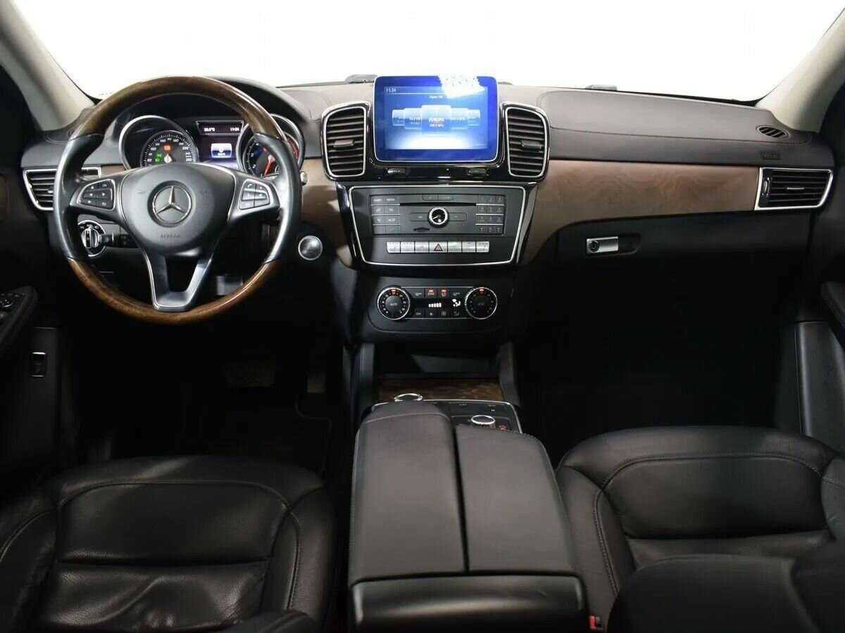 Mercedes-Benz GLE Coupe с пробегом — 2017 год. Фото: #7