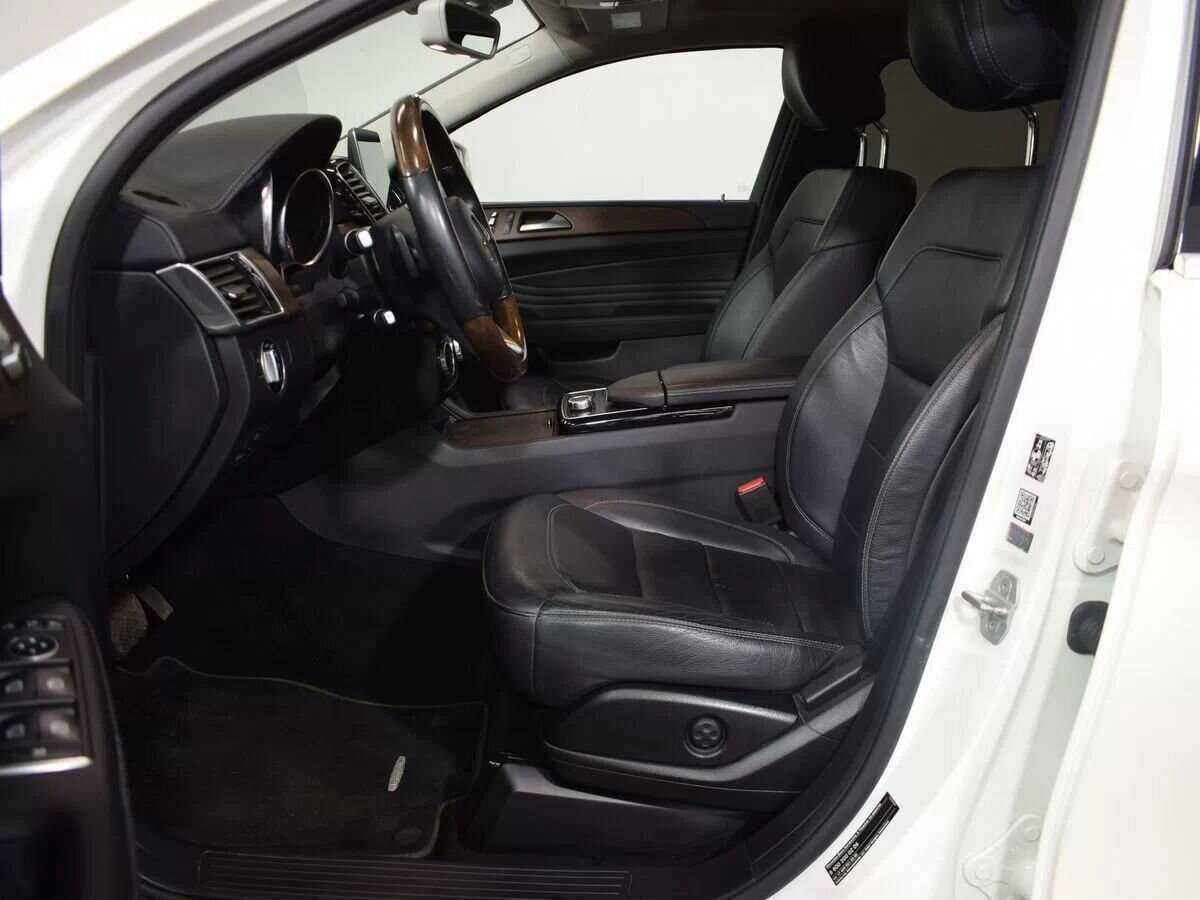 Mercedes-Benz GLE Coupe с пробегом — 2017 год. Фото: #13