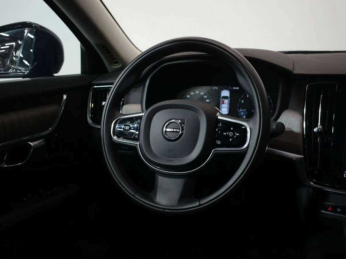 Volvo S90 с пробегом — 2021 год. Фото: #9