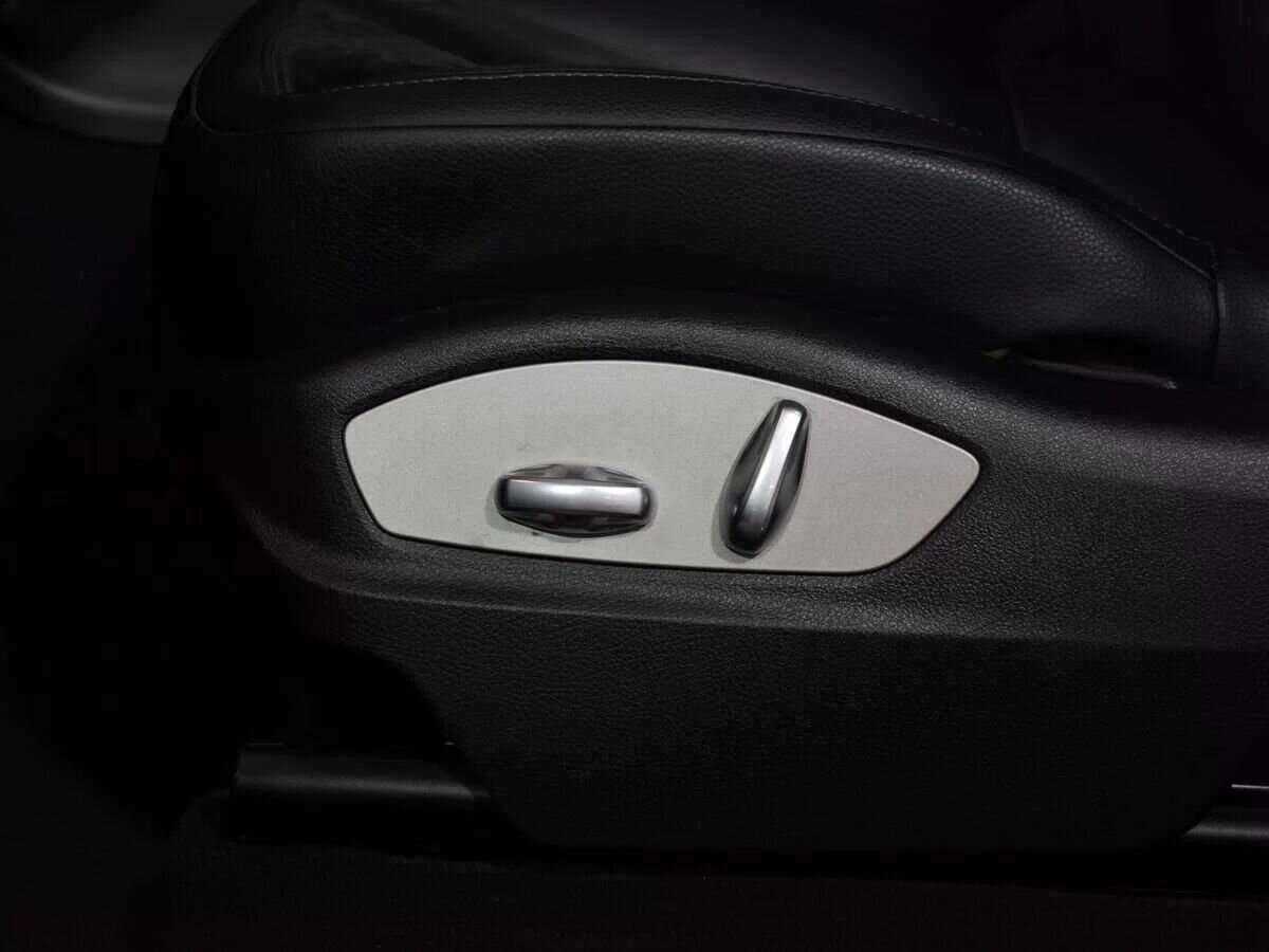 Porsche Macan с пробегом — 2018 год. Фото: #13