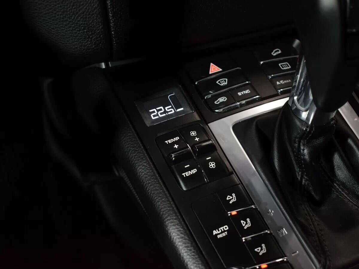 Porsche Macan с пробегом — 2018 год. Фото: #21