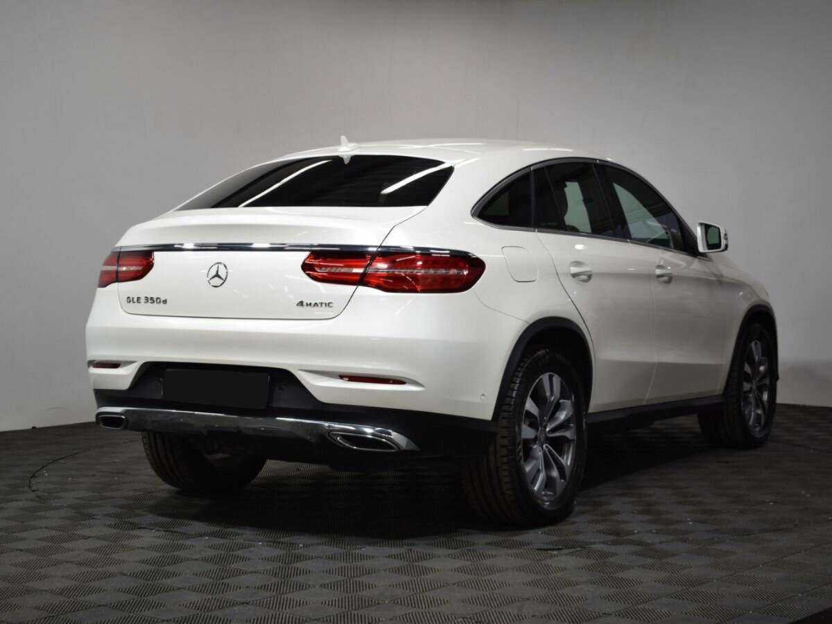 Mercedes-Benz GLE Coupe с пробегом — 2016 год. Фото: #3