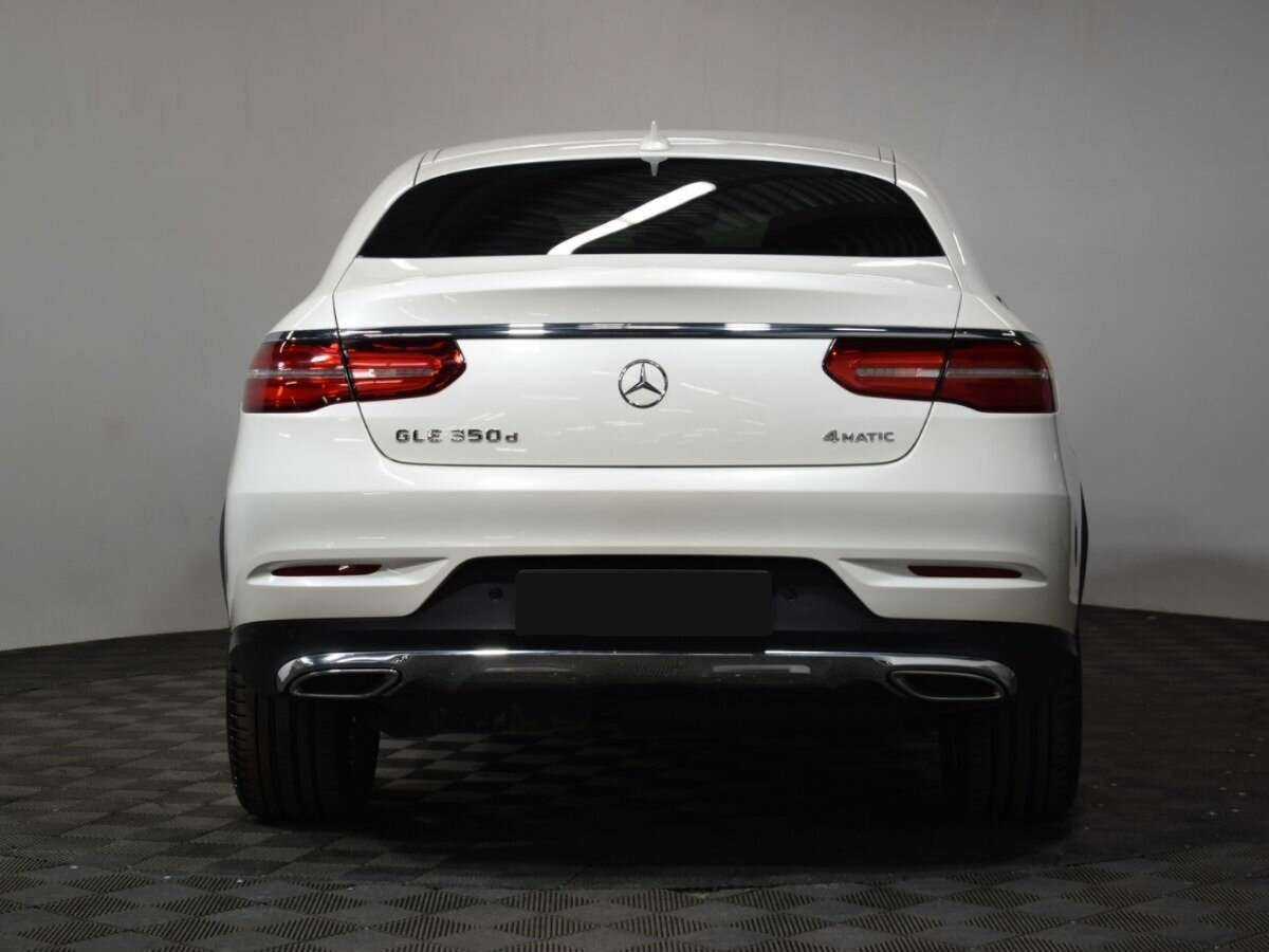 Mercedes-Benz GLE Coupe с пробегом — 2016 год. Фото: #4