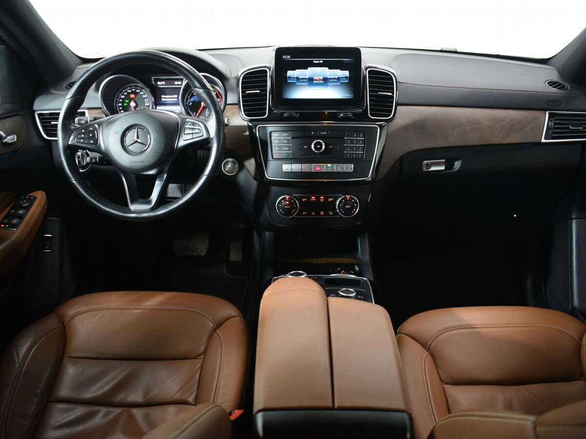 Mercedes-Benz GLE Coupe с пробегом — 2016 год. Фото: #7