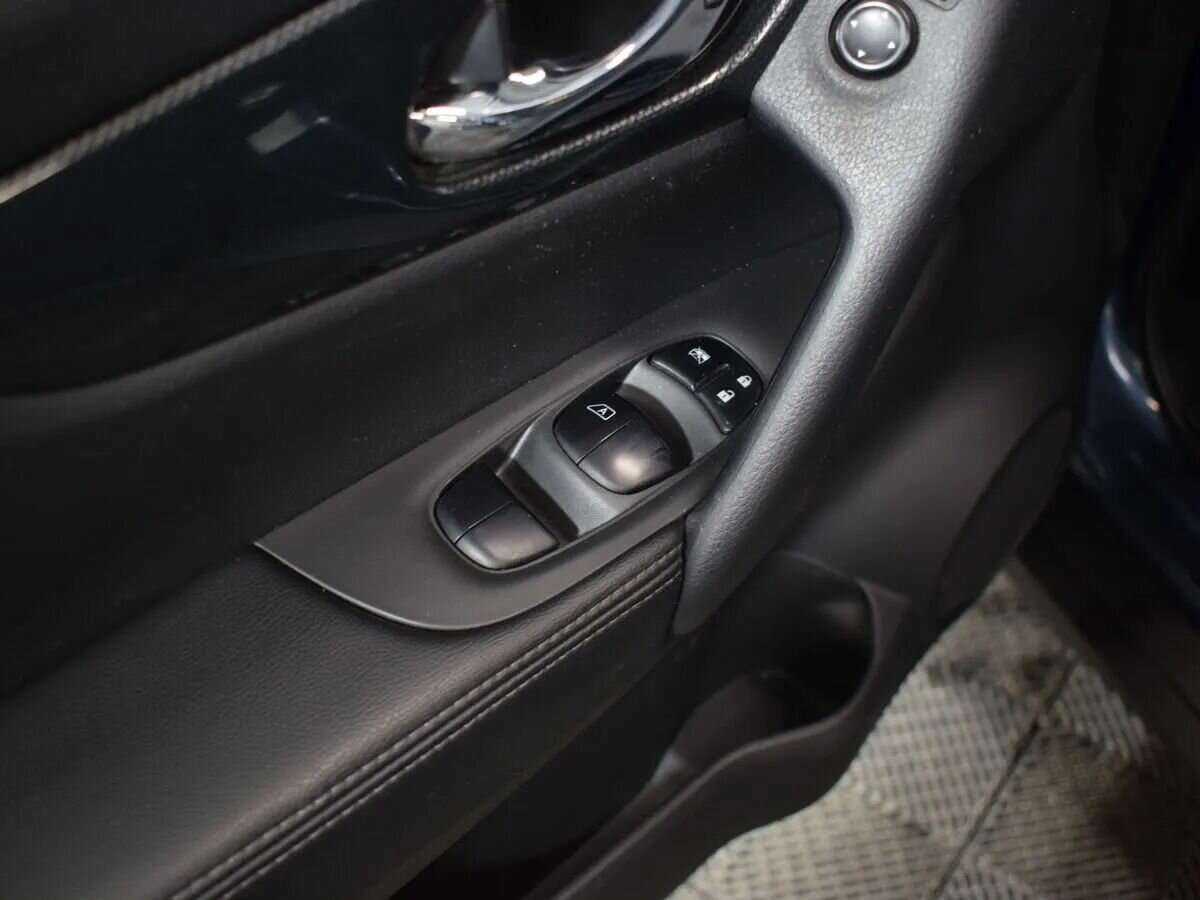 Nissan X-Trail с пробегом — 2016 год. Фото: #15