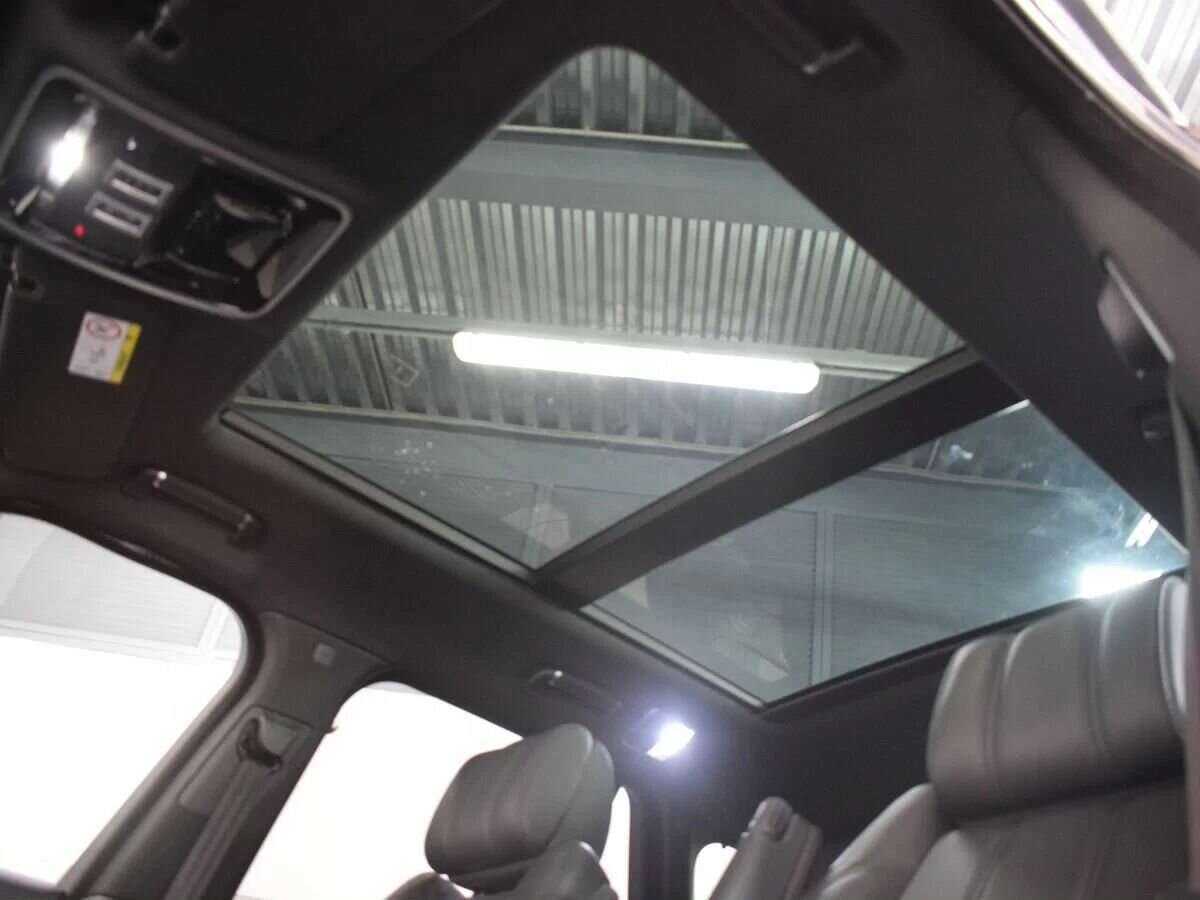 Land Rover Range Rover с пробегом — 2016 год. Фото: #18