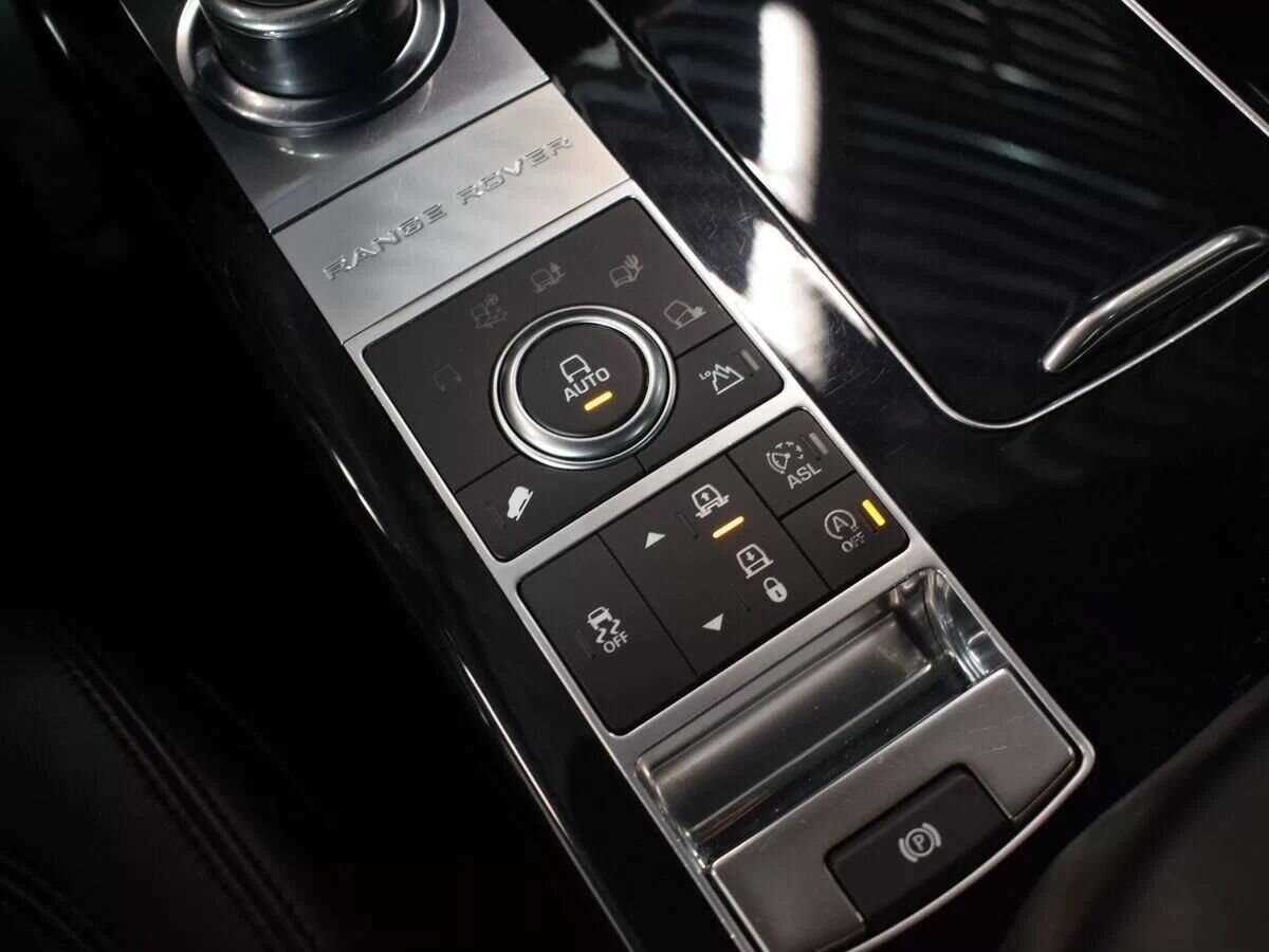 Land Rover Range Rover с пробегом — 2016 год. Фото: #25