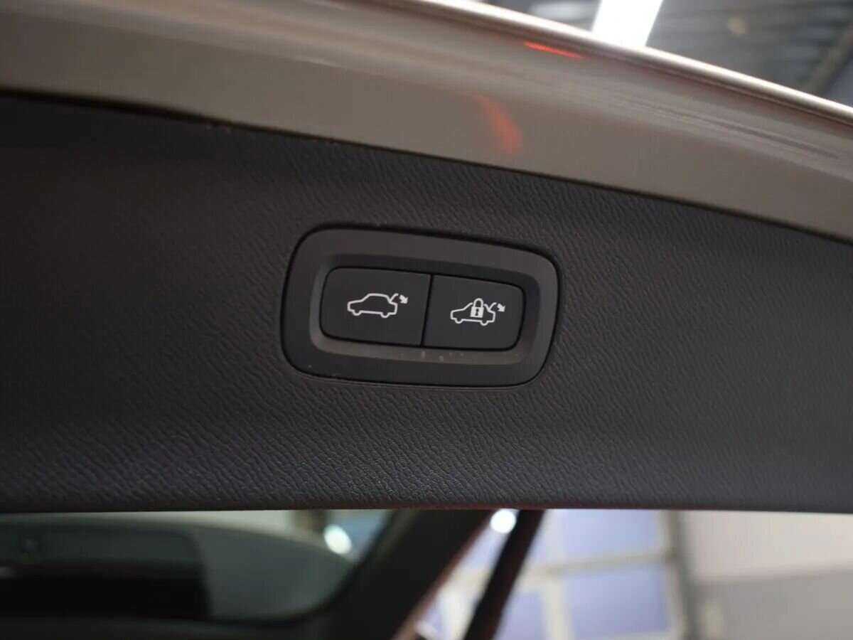 Volvo XC90 с пробегом — 2023 год. Фото: #4