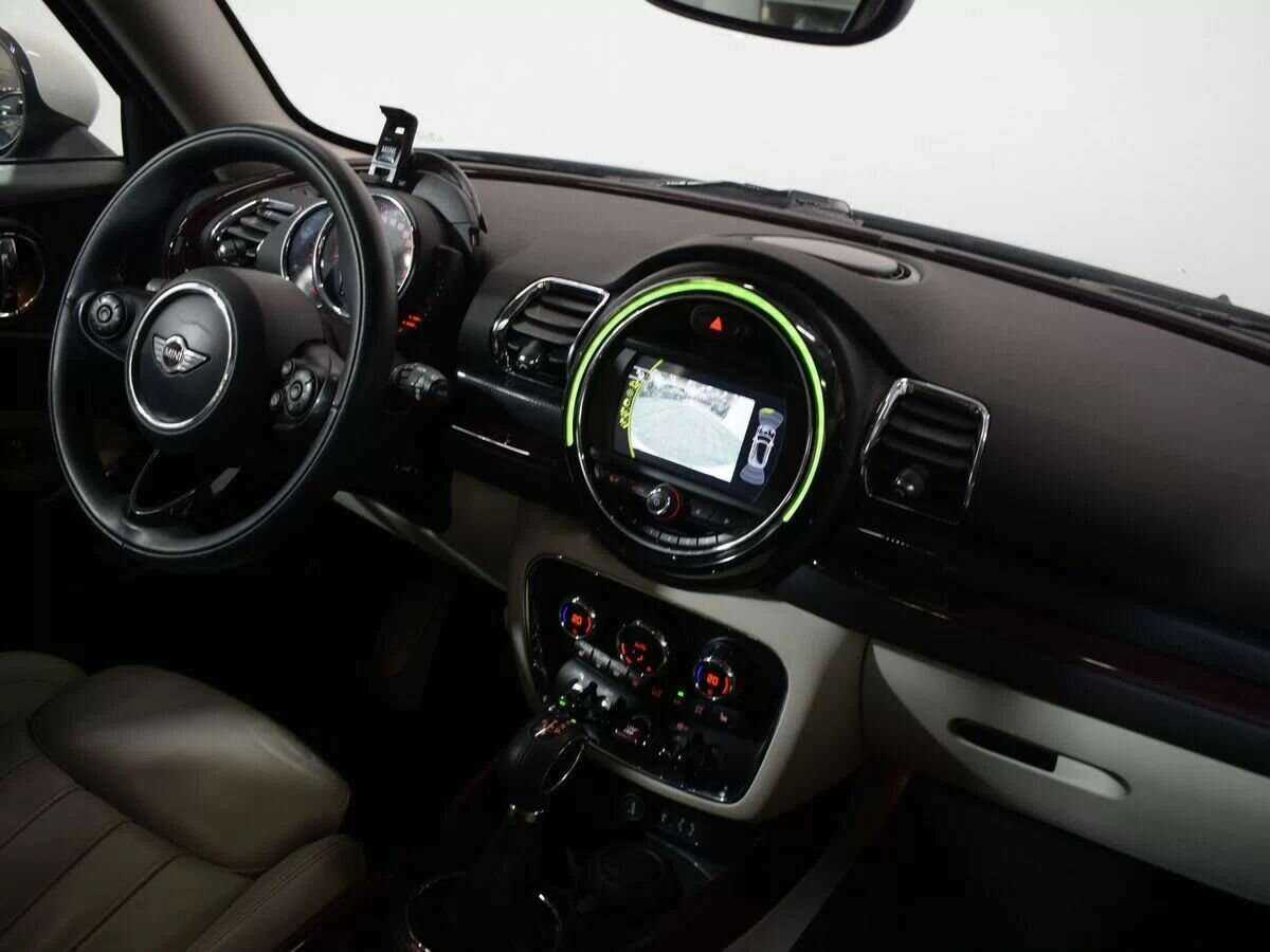 Mini Clubman с пробегом — 2017 год. Фото: #9