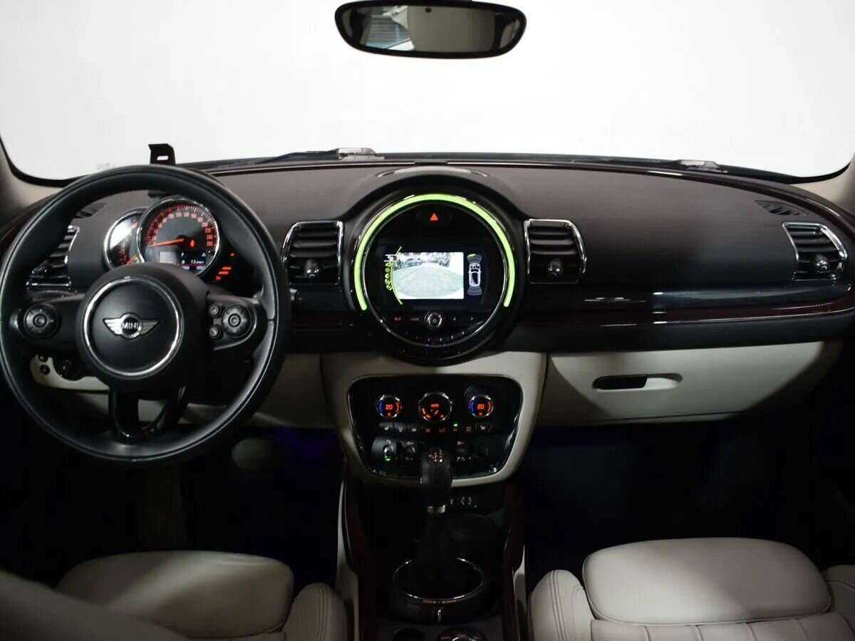 Mini Clubman с пробегом — 2017 год. Фото: #10