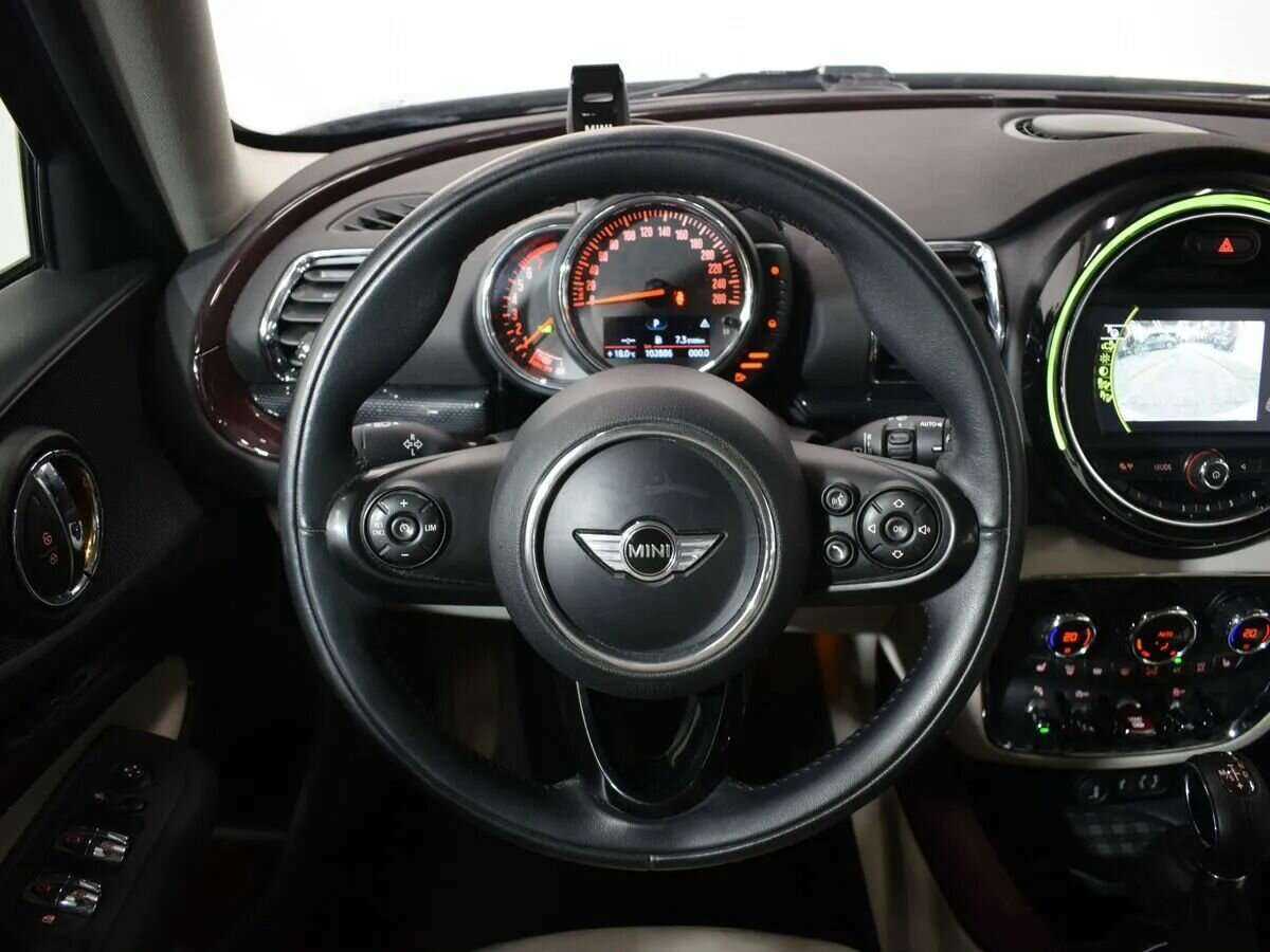 Mini Clubman с пробегом — 2017 год. Фото: #11
