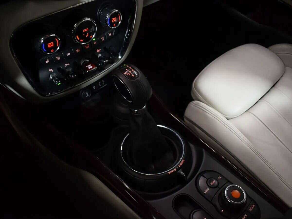 Mini Clubman с пробегом — 2017 год. Фото: #18