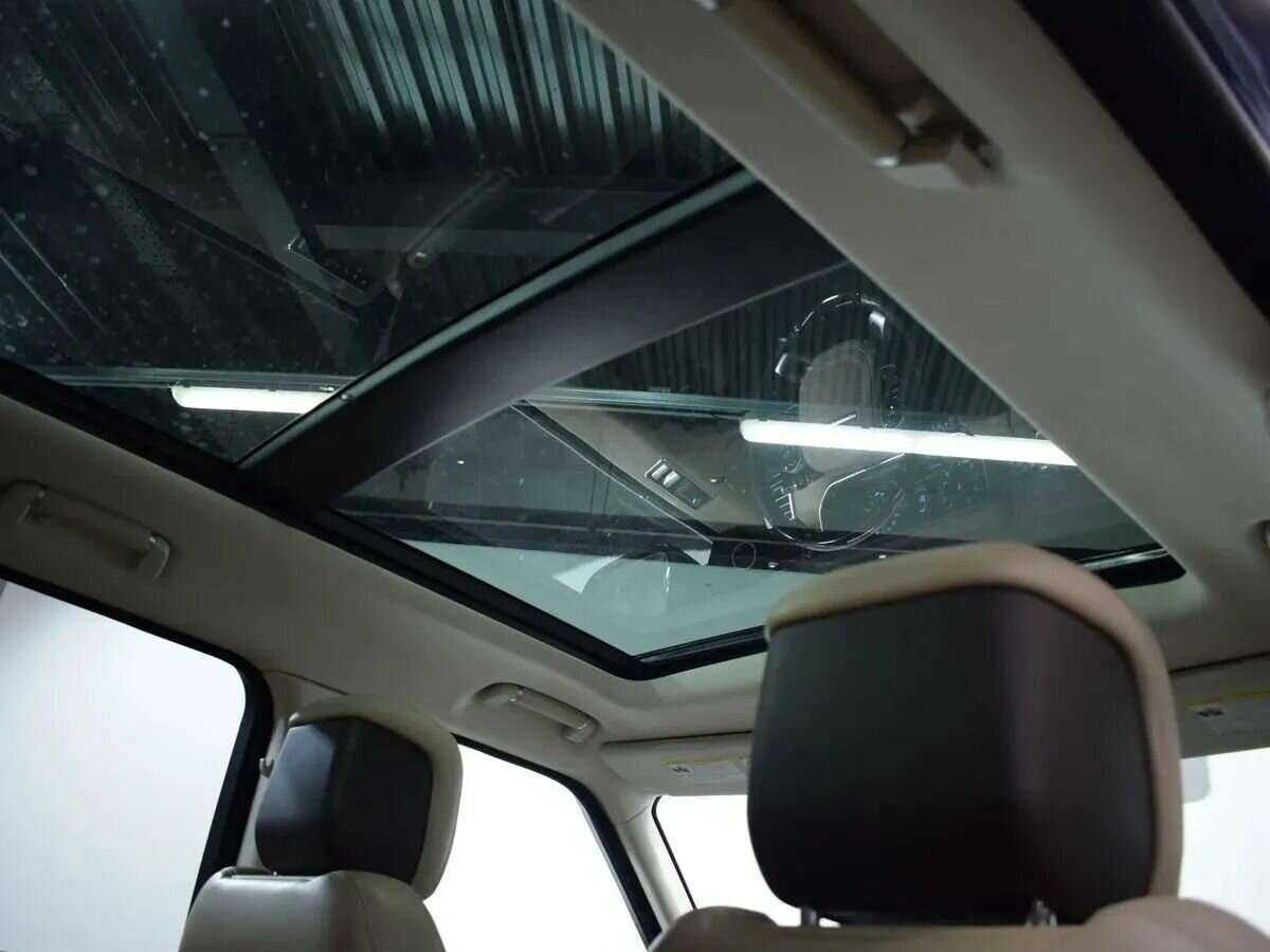 Land Rover Range Rover с пробегом — 2019 год. Фото: #23