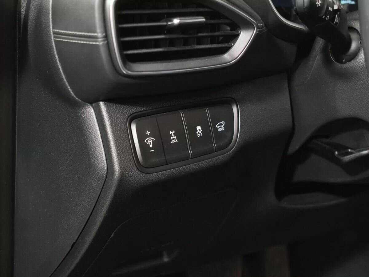 Hyundai Santa Fe с пробегом — 2020 год. Фото: #16