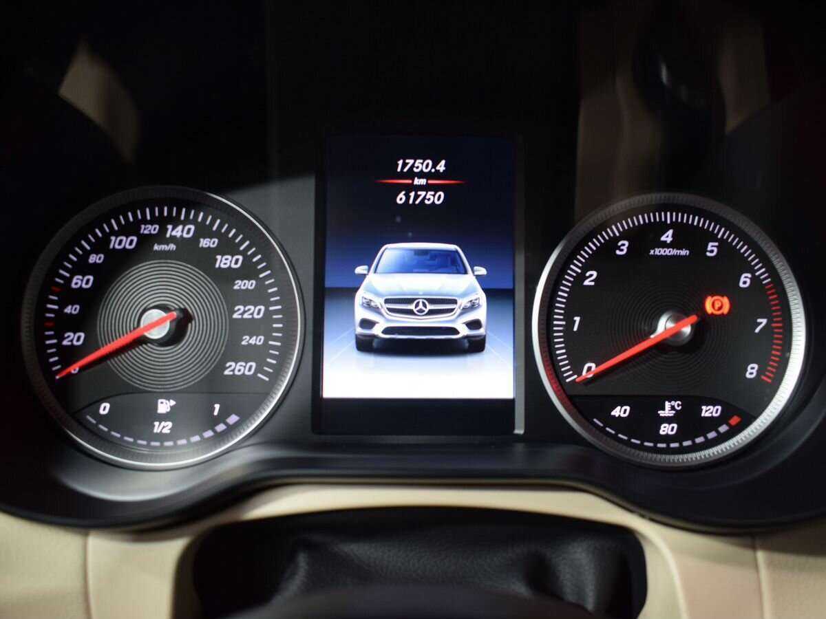 Mercedes-Benz GLC Coupe с пробегом — 2019 год. Фото: #15