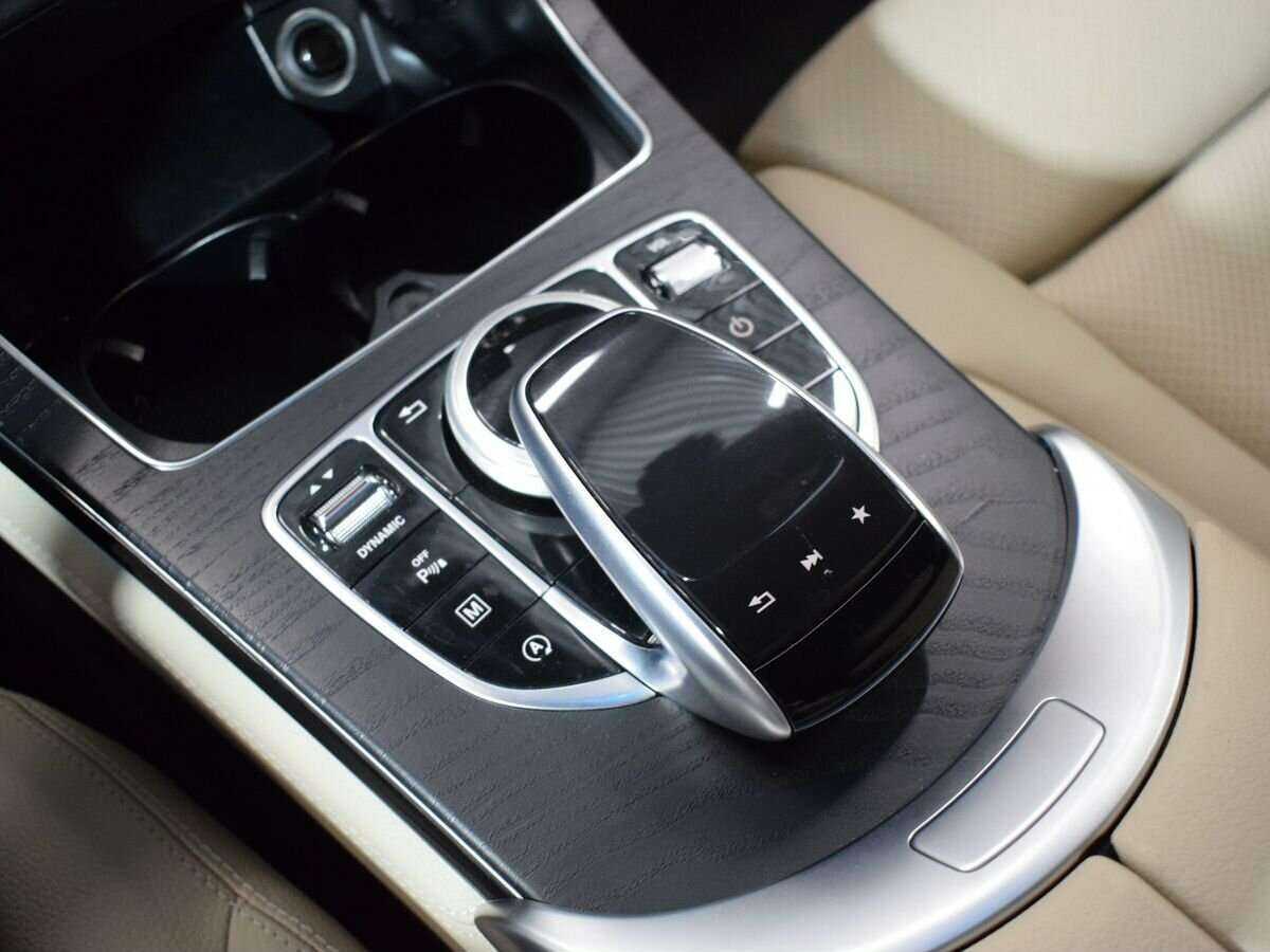 Mercedes-Benz GLC Coupe с пробегом — 2019 год. Фото: #18